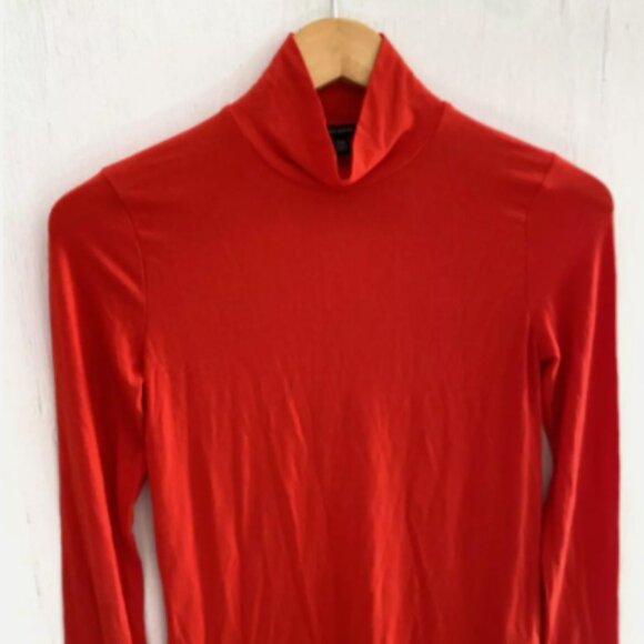 BANANA REPUBLIC Red Modal Mock Neck Knit Top Lightweight Size XS NWT - Picture 2 of 3